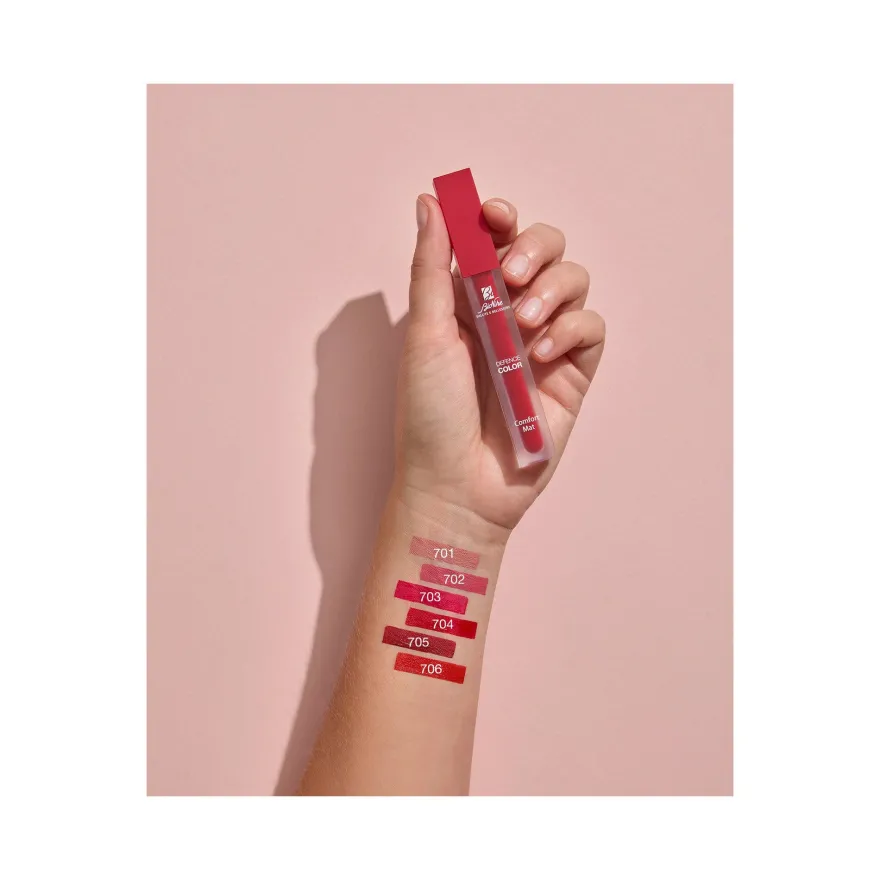 Bionike Defence Color Comfort Mat Rossetto Liquido 4,5ml N.701 Nude Parfait