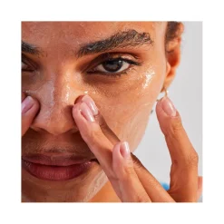 Nivea Clean Deeper Gel Scrub Viso Quotidiano Esfoliante Per La Cura Della Pelle Grassa 150ml