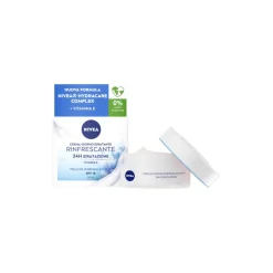 Nivea Crema Giorno Rinfrescante 24h Idratazione Spf15 Per Viso Idratante E Rinfrescante 50ml