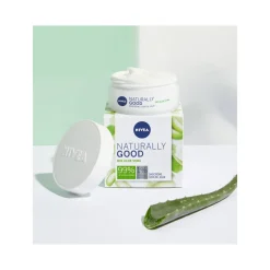 Nivea Naturally Good Crema Giorno Idratante Viso Rinfrescante Per Pelli Normali E Miste 50ml