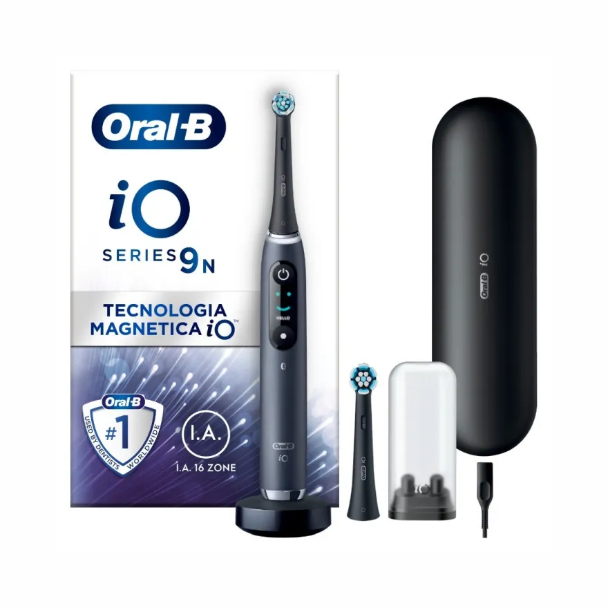 Oral-B Spazzolino Elettrico Ricaricabile iO 9N Nero, 2 Testine, 1 Custodia Da Viaggio Ricaricabile, 1 Spazzolino